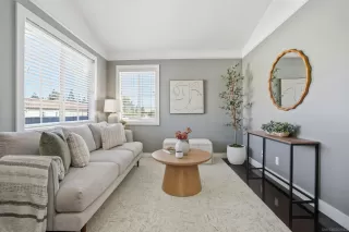 Photo #5: 250041849 Listing