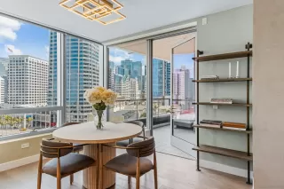 Photo #5: 250041853 Listing