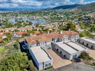 Photo #1: 250041873 Listing