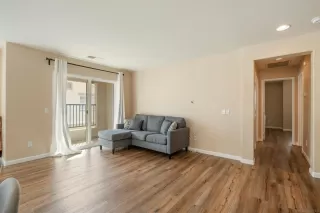 Photo #3: 250041878 Listing