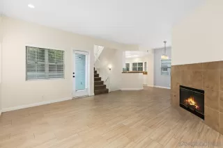 Photo #2: 250041896 Listing