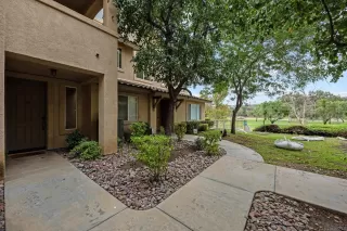 Photo #4: 250041907 Listing