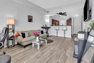 Photo #3: 250041920 Listing