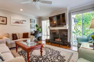 Photo #4: 250041927 Listing 