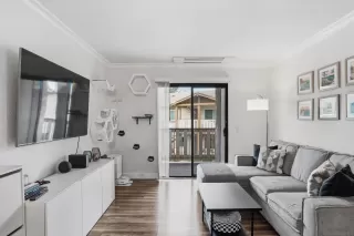 Photo #4: 250041934 Listing