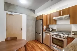 Photo #3: 250041967 Listing