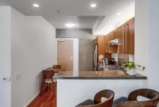 Photo #5: 250041967 Listing