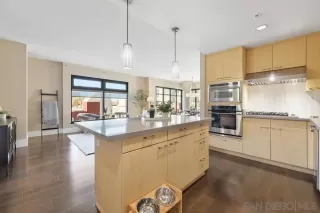 Photo #3: 250041969 Listing