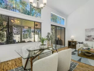 Photo #4: 250041975 Listing