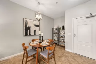 Photo #6: 250041987 Listing