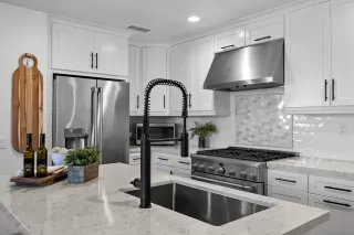 Photo #2: 250042014 Listing