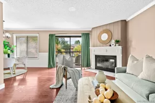 Photo #4: 250042021 Listing