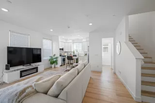 Photo #1: 250042051 Listing 