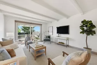 Photo #5: 250042056 Listing