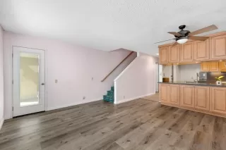 Photo #3: 250042065 Listing 