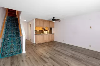 Photo #4: 250042065 Listing 