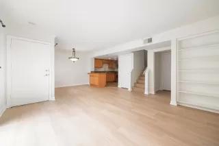 Photo #2: 250042080 Listing