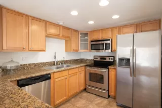 Photo #4: 250042080 Listing