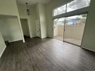 Photo #2: 250042120 Listing