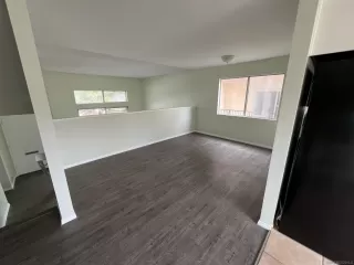 Photo #5: 250042120 Listing