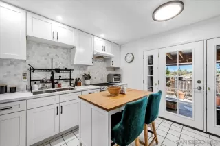 Photo #2: 250042131 Listing