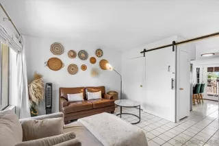 Photo #5: 250042131 Listing