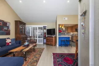 Photo #4: 250042166 Listing 