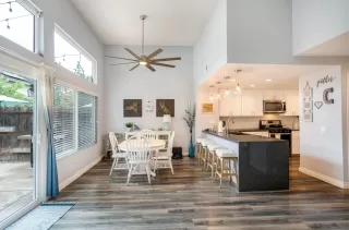 Photo #5: 250042211 Listing