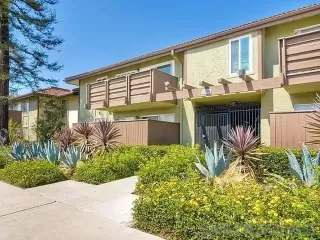 FOREST GLEN Condos for Sale Browse active condo listings in FOREST GLEN