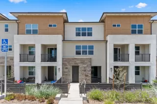 Photo #1: 250042231 Listing