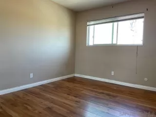 Photo #2: 250042232 Listing