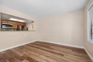 Photo #4: 250042240 Listing 