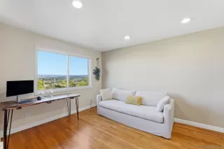 Photo #1: 250042257 Listing