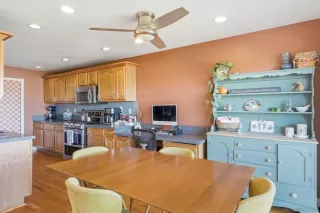 Photo #4: 250042257 Listing