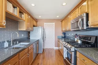 Photo #6: 250042257 Listing