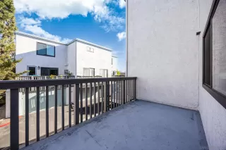 Photo #3: 250042271 Listing