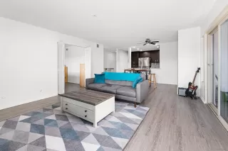 Photo #3: 250042273 Listing