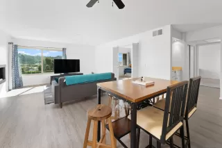 Photo #6: 250042273 Listing