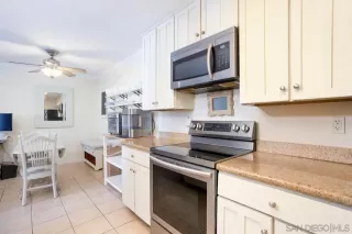 Photo #5: 250042292 Listing