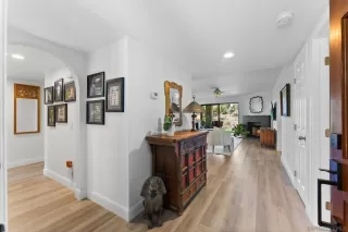 Photo #2: 250042300 Listing