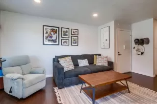 Photo #5: 250042348 Listing