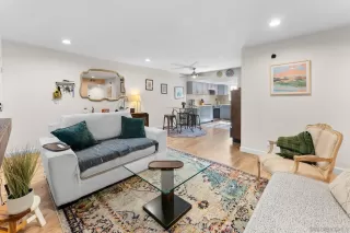 Photo #4: 250042379 Listing