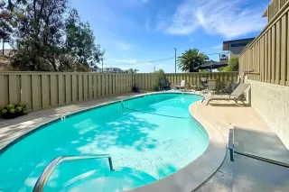 HARBOR LIGHTS Condos for Sale Browse active condo listings in HARBOR LIGHTS