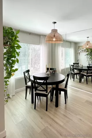 Photo #4: 250042399 Listing