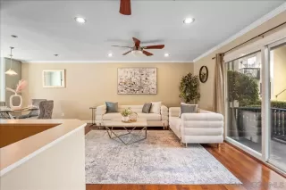 Photo #6: 250042402 Listing