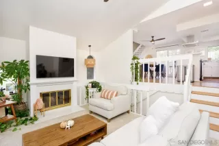 Photo #1: 250042446 Listing