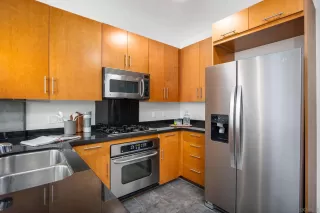 Photo #5: 250042456 Listing