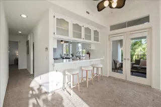 Photo #3: 250042459 Listing