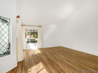 Photo #6: 250042495 Listing 