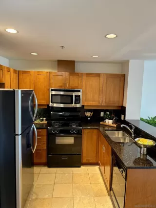 Photo #5: 250042499 Listing